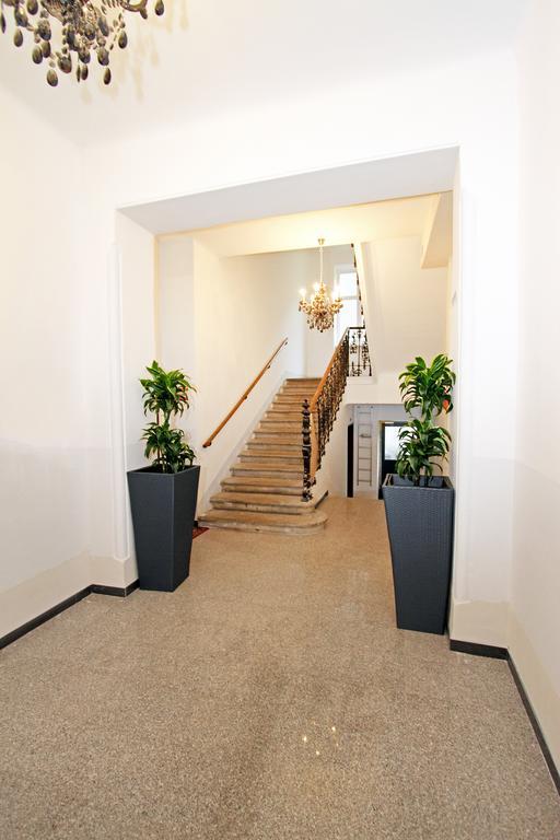 Christiano Hauptbahnhof | Contactless Check-in Apartment Vienna