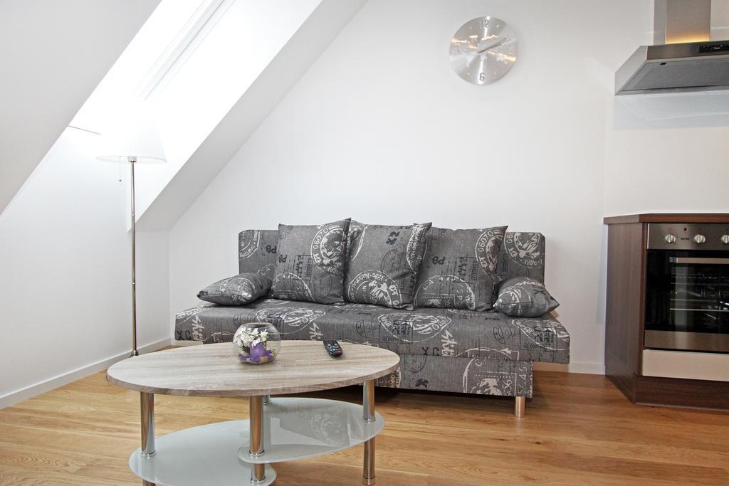 Christiano Hauptbahnhof | Contactless Check-in Apartment