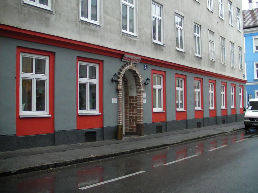 Gasthof Happyhostel *