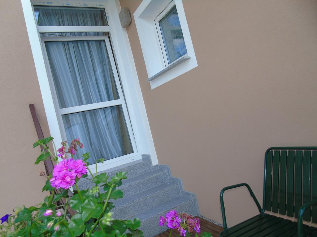 Cafe 168 Bed & Breakfast 2*