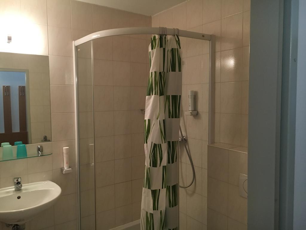 Hotel Ani-falstaff 3*