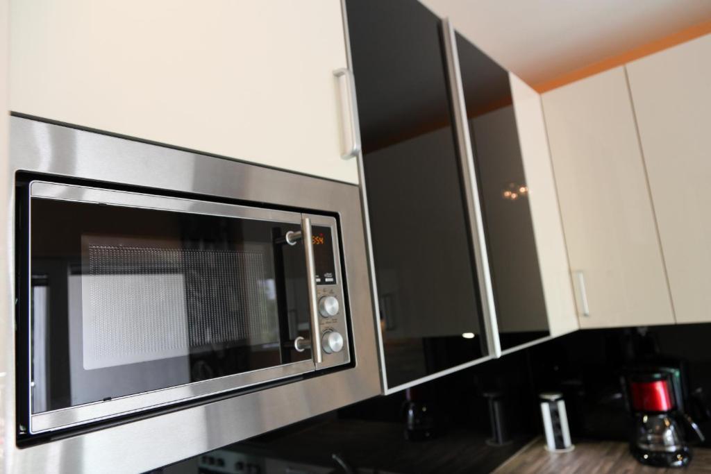 Apartment 3 Sunny Apartments-schoenbrunn, 100m2 With Balcony Vienna