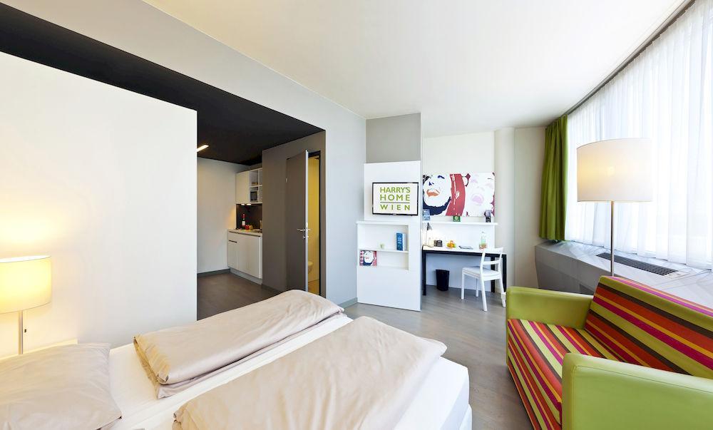 Hotel Harry's & 4*