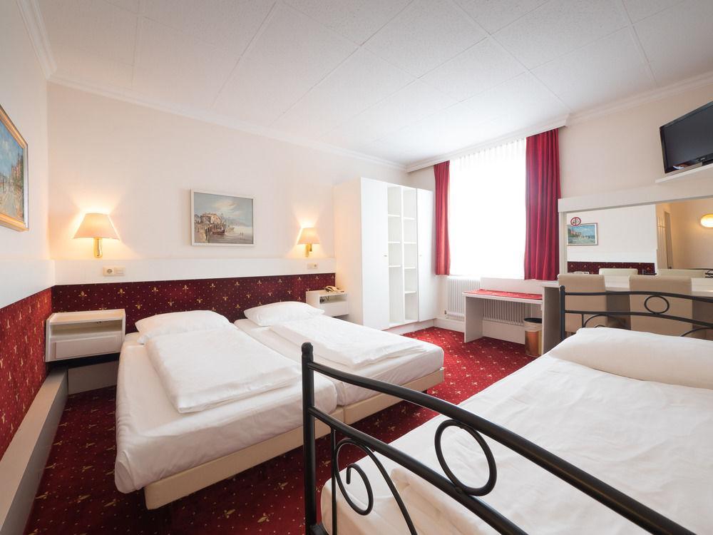 Pharmador 3* Vienna