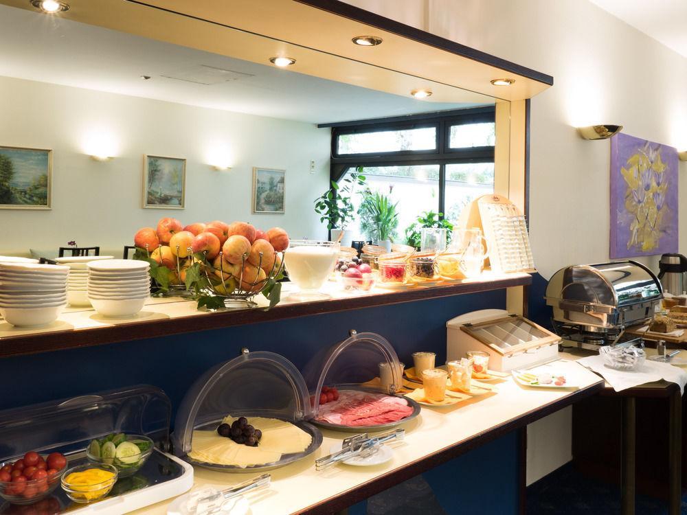 Pharmador Bed & Breakfast 3*