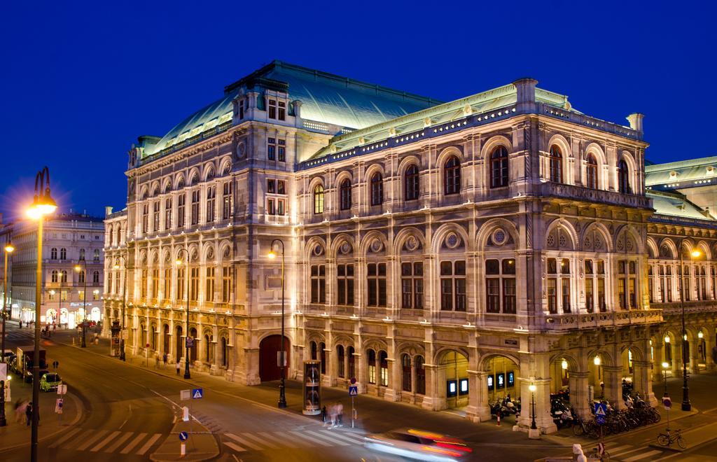 Strudlhof Hotel 4*