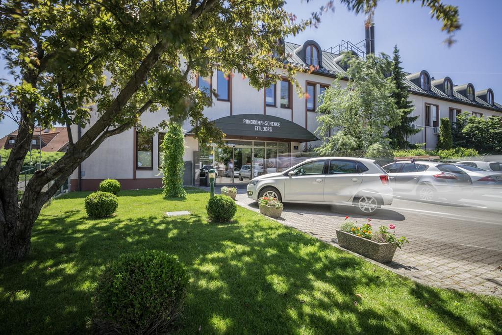 Guest house Am Kurpark Vienna
