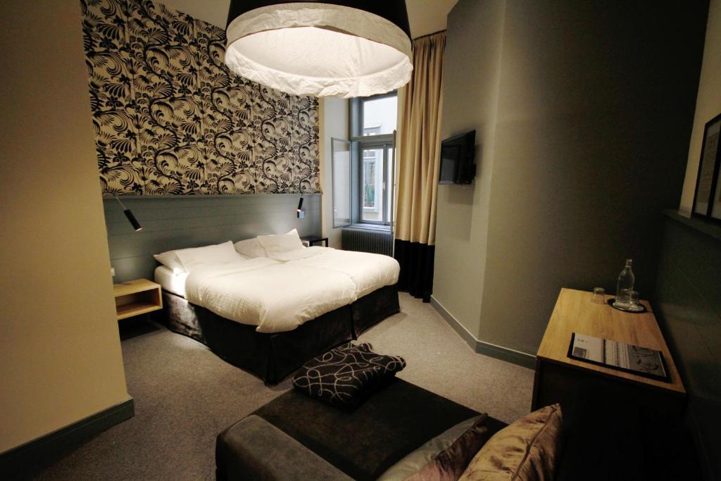 Saint Shermin & Champagne 4* Vienna