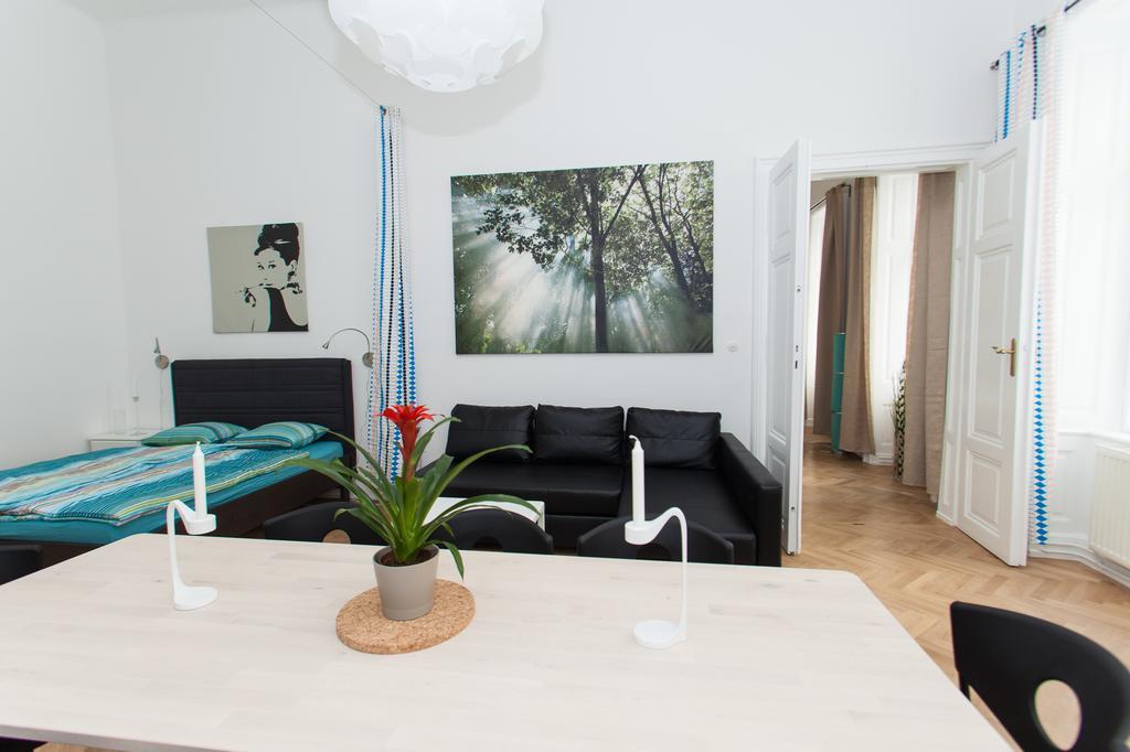 Deluxe With 3 - Hegelgasse 17 - * Wien