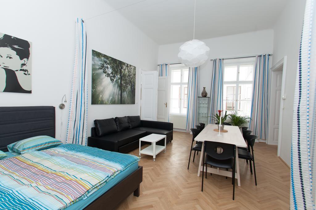 Apartment Deluxe With 3 - Hegelgasse 17 -