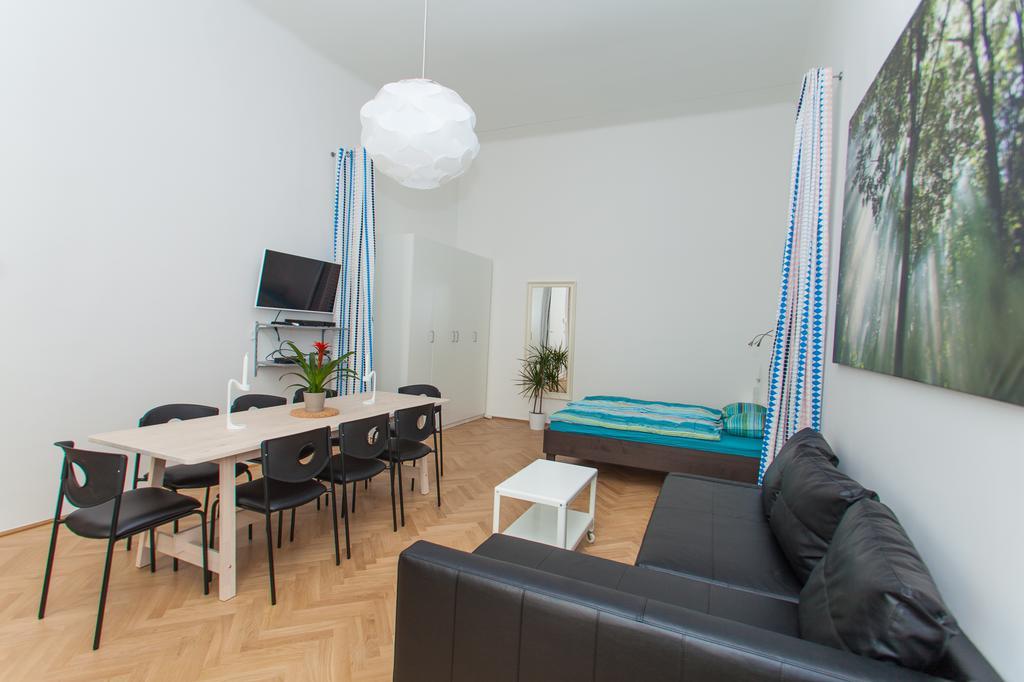Deluxe With 3 - Hegelgasse 17 - Apartment