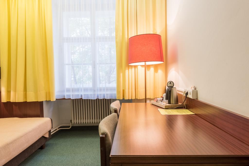 Benediktushaus Im Schottenstift 3* Viena