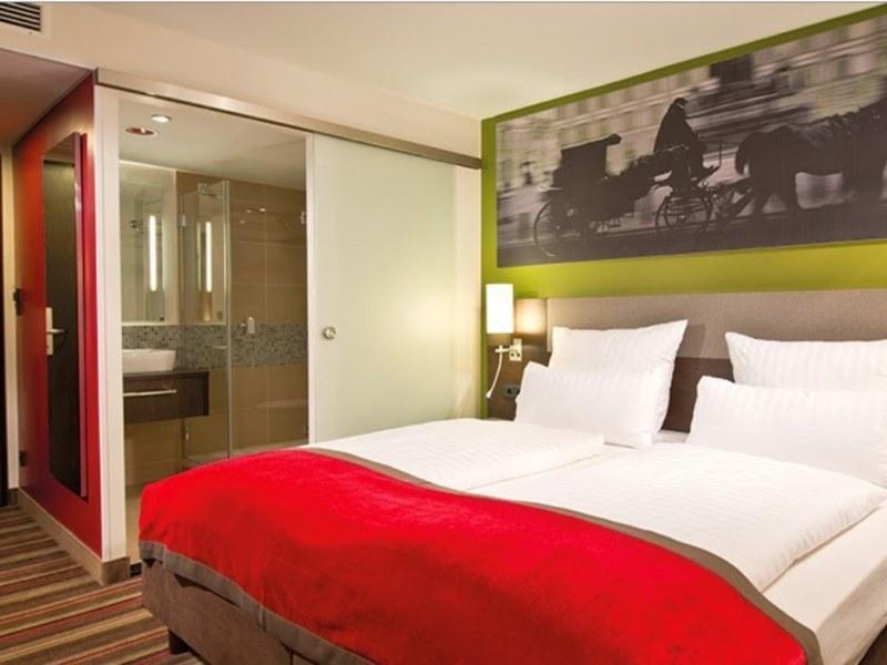 Leonardo Westbahnhof 4* Vienna