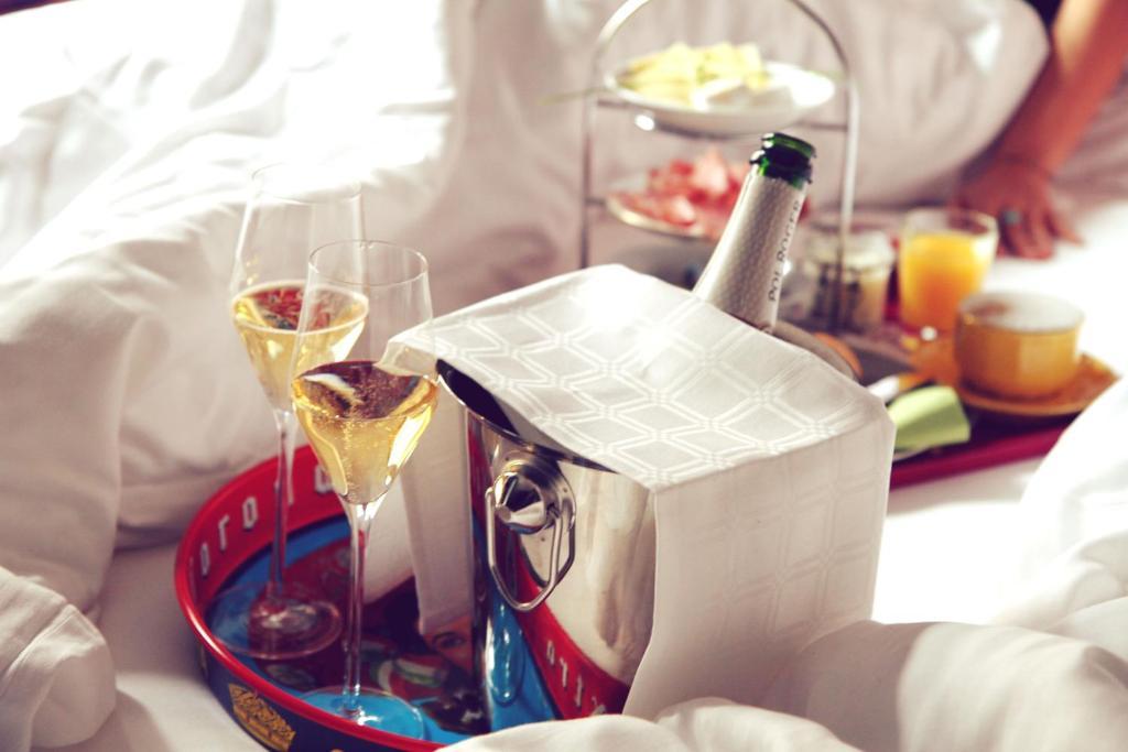 Saint Shermin & Champagne 4*