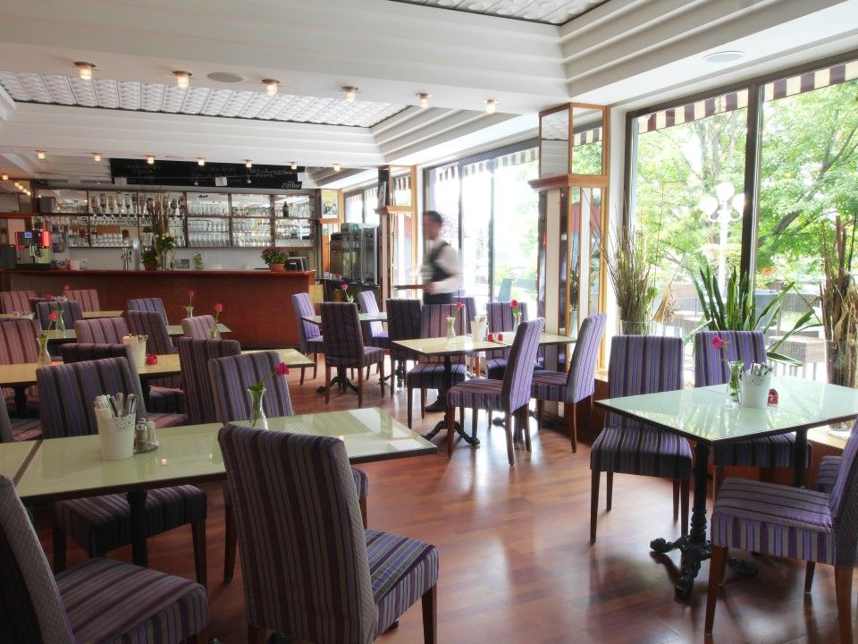 Arion Cityhotel & 24hours-apartment Hotel