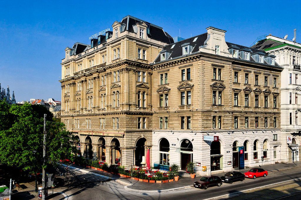 Hotel Regina 4*