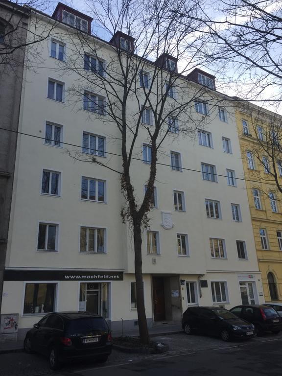4 Apartment
