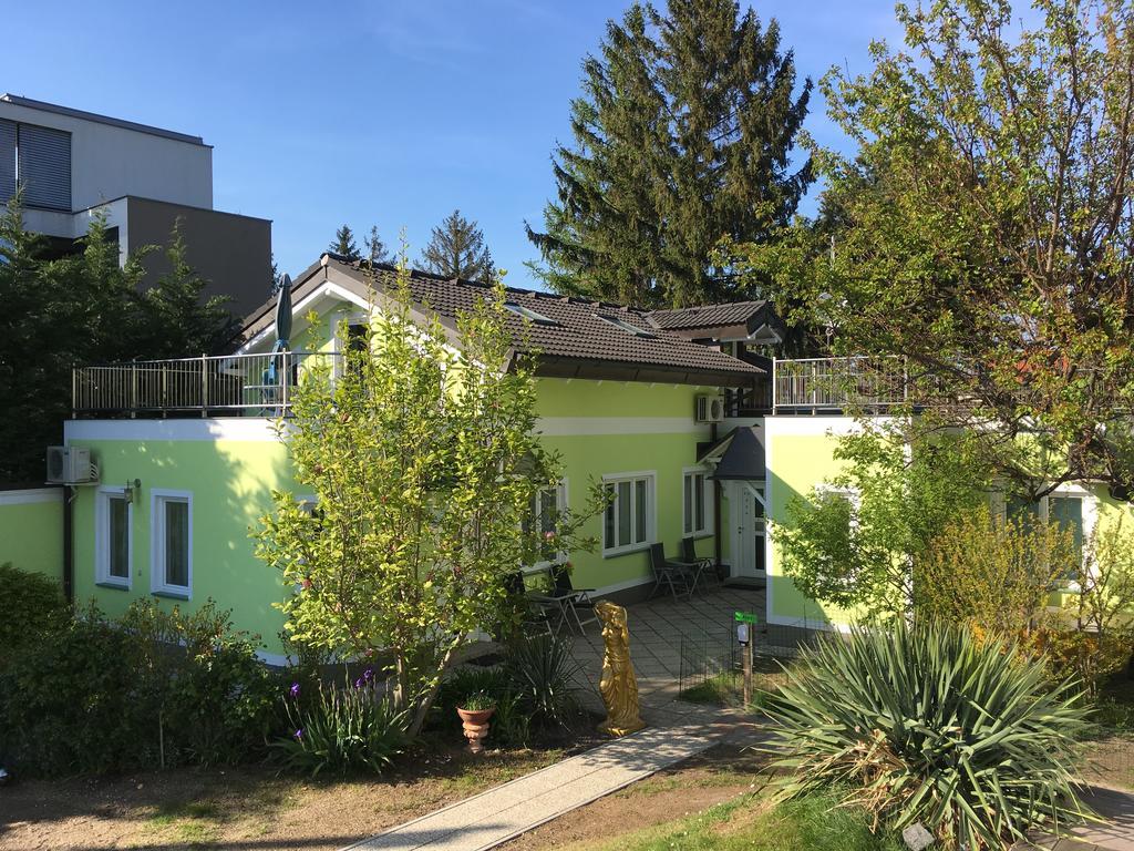 Apartment Ajo - Alte Donau Garden Flat - Self-check-in Vienna