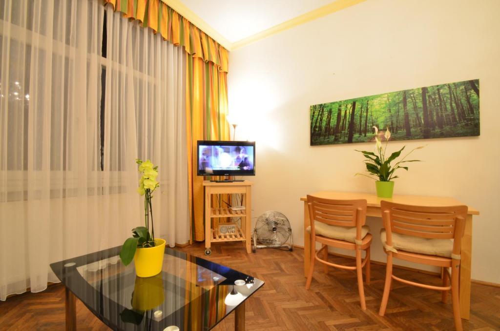 Aparthotel Ajo Messe - Contactless Check In