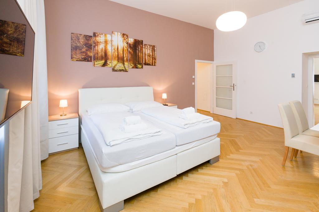 Apartment Yourapartment City Center *