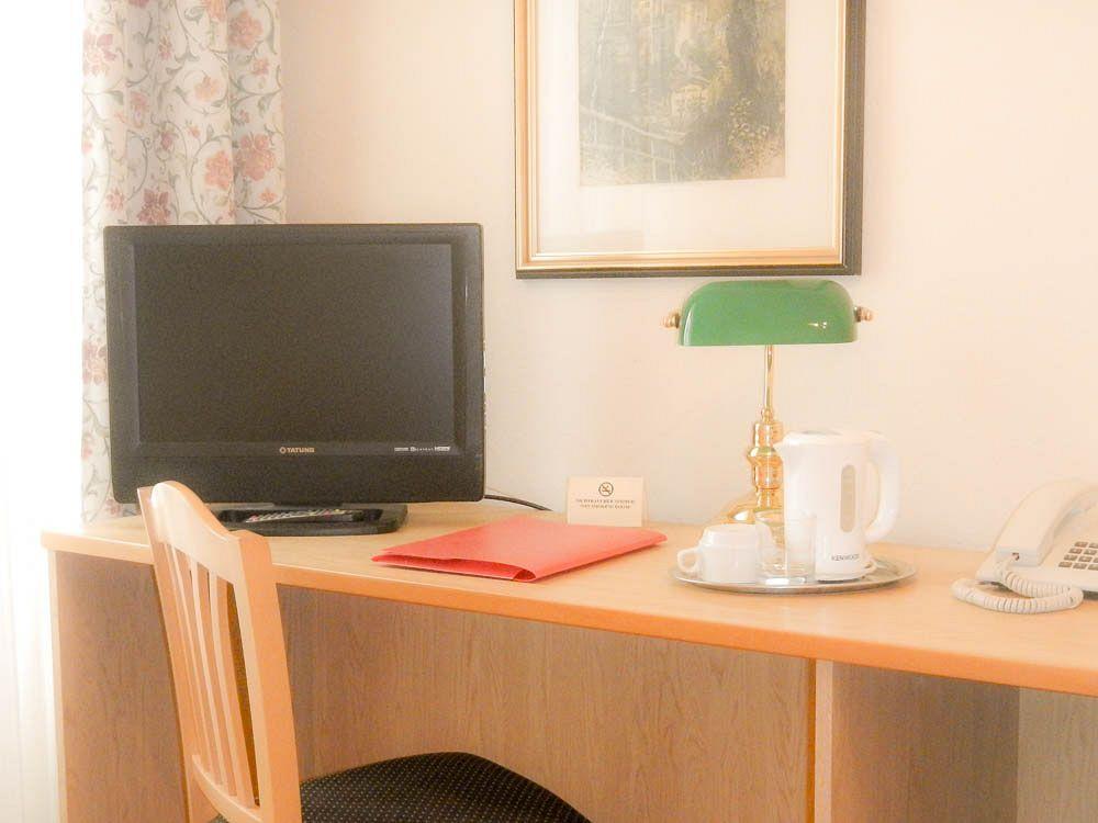 Graf Stadion Hotel 3*
