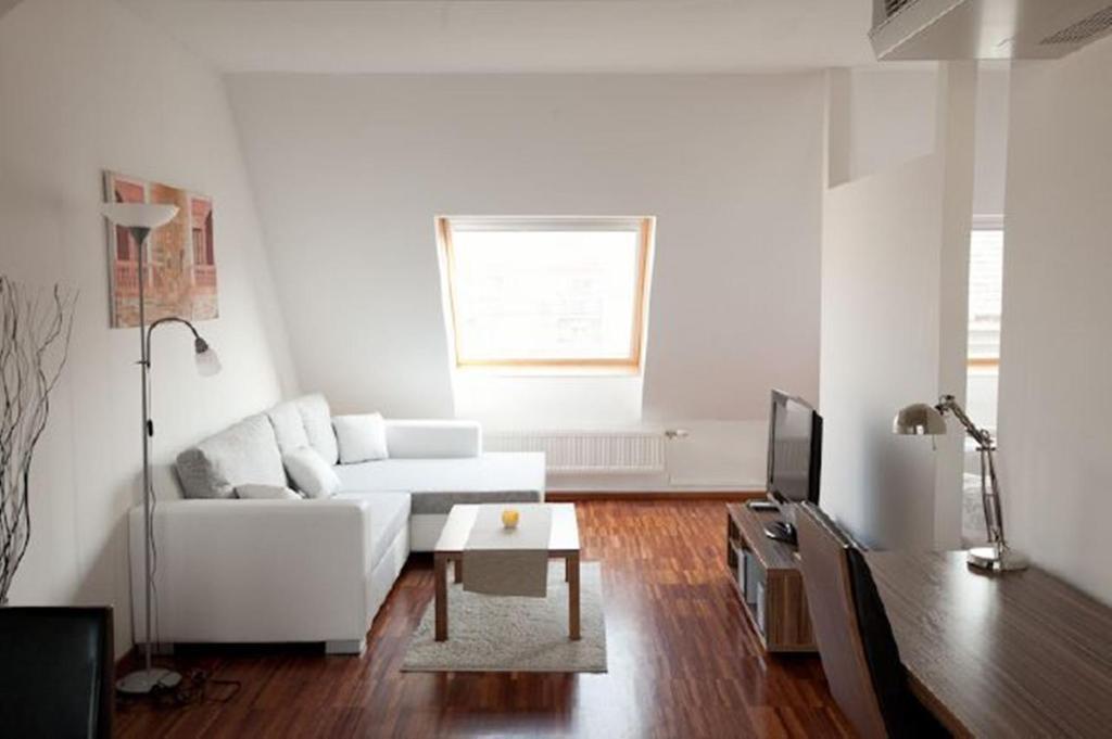 Aparthotel Royal Living