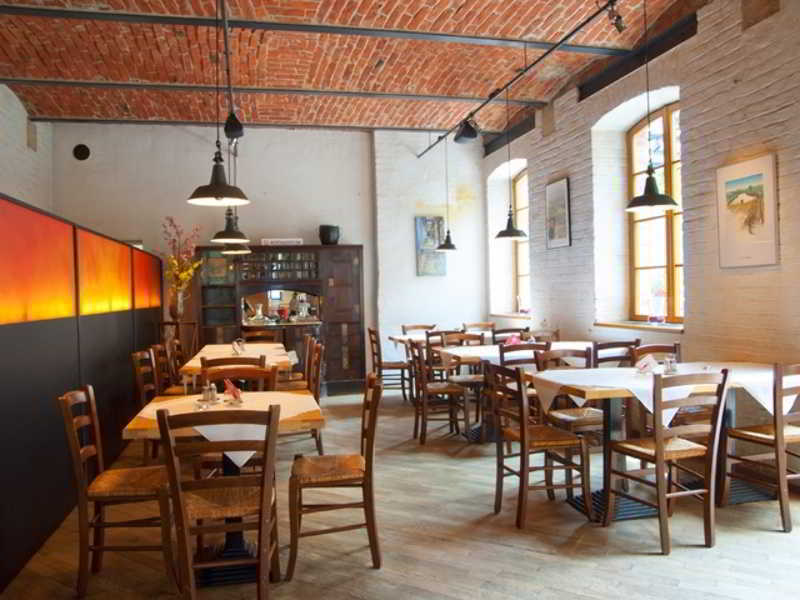 Fabrik 3*