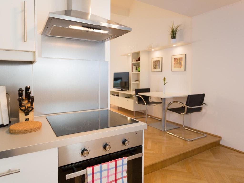 Apartment 1010 *