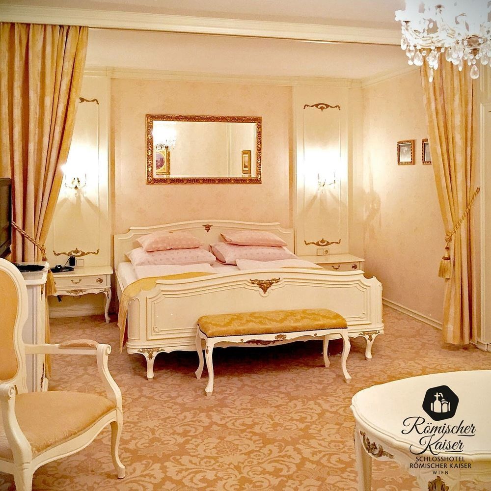 Hotel Roemischer Kaiser 4*