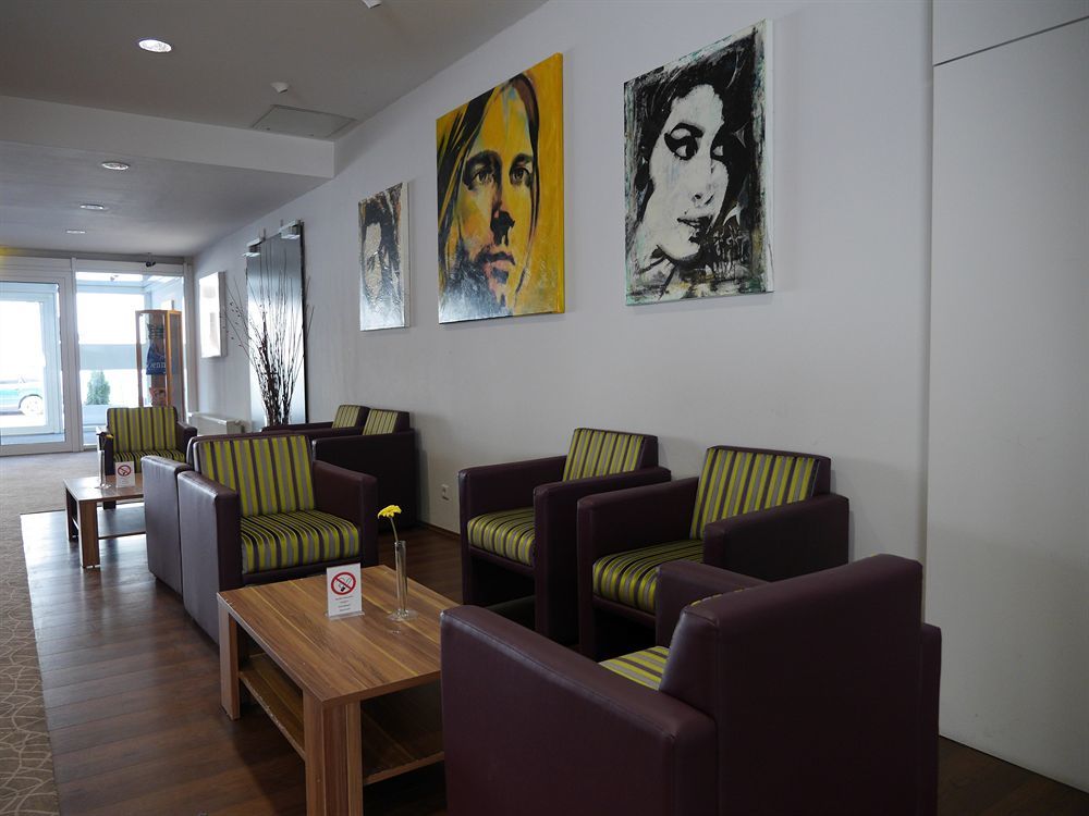 Hotel Arion Cityhotel & 24hours-apartment 4*