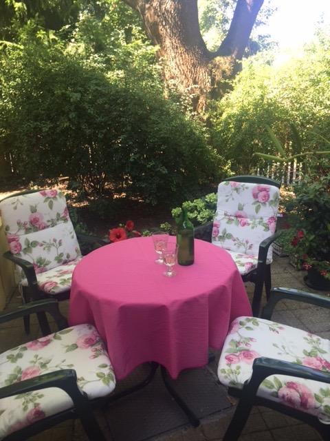 Apartment Exquisites Gartenapartment In Eleganter Jugendstilvilla *