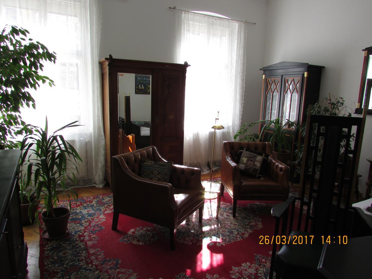 Apartment Art Nouveau *