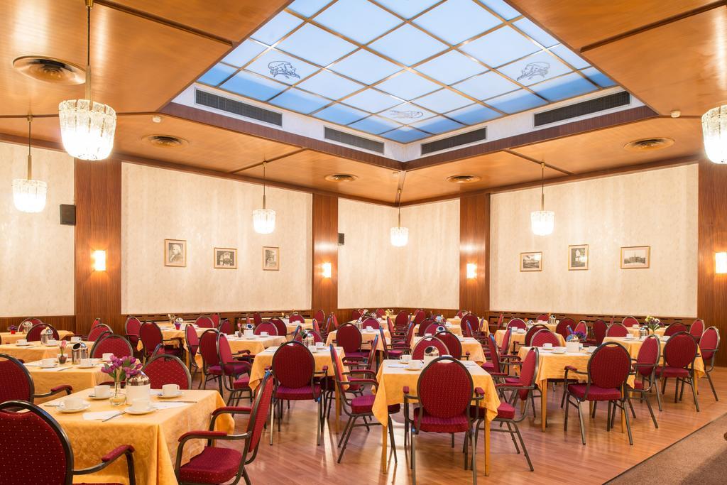 Mozart 3* Vienna