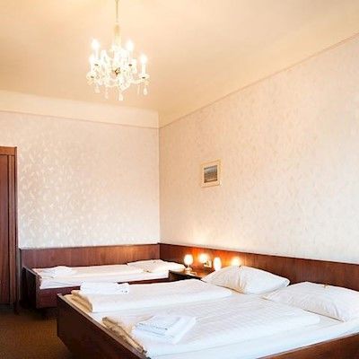 Mozart Hotel 3*