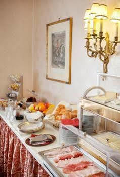 Suzanne Guest house 3*