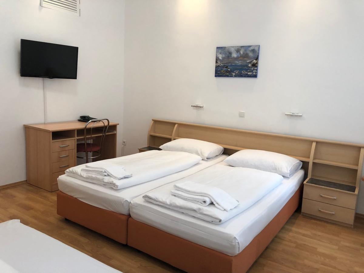 Guest house Vera 2*