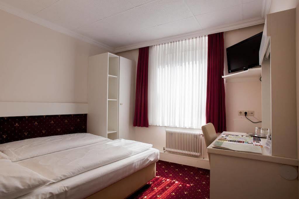 Pharmador Bed & Breakfast 3*