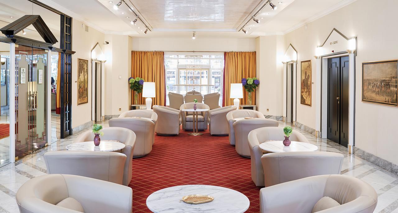 Living Kaiser Franz Joseph 4*