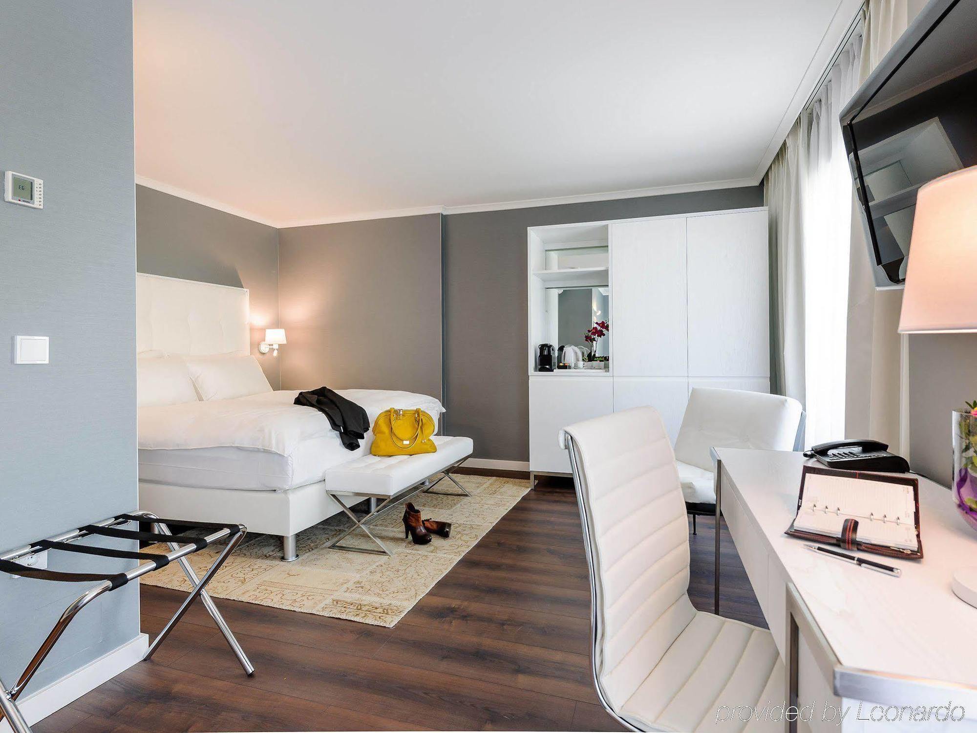 Hotel Mercure Raphael