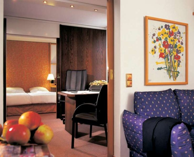 Living Kaiser Franz Joseph 4*