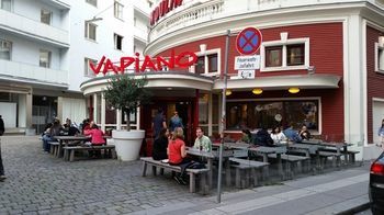 Apartment Goldfisch Opera House Vienna