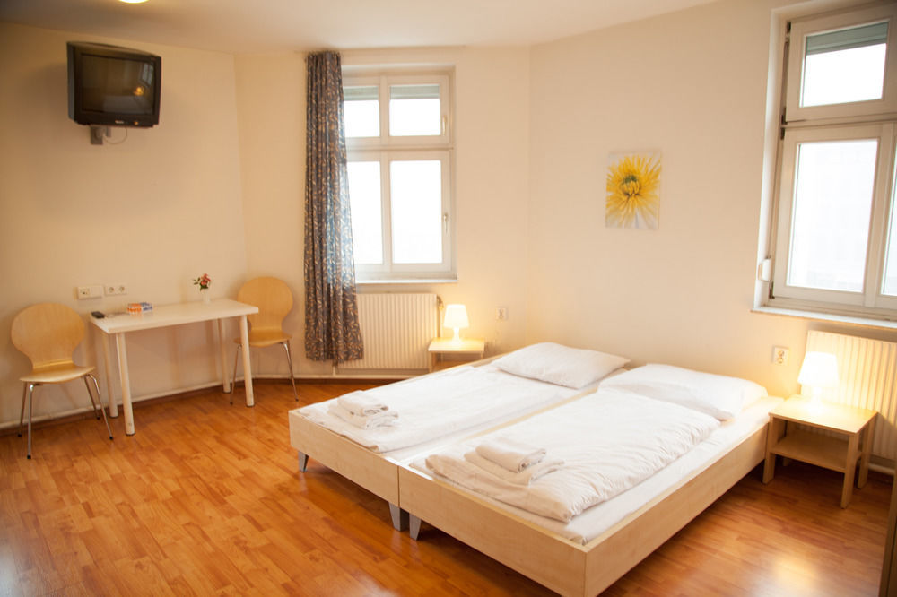 Hostel A&o Stadthalle *