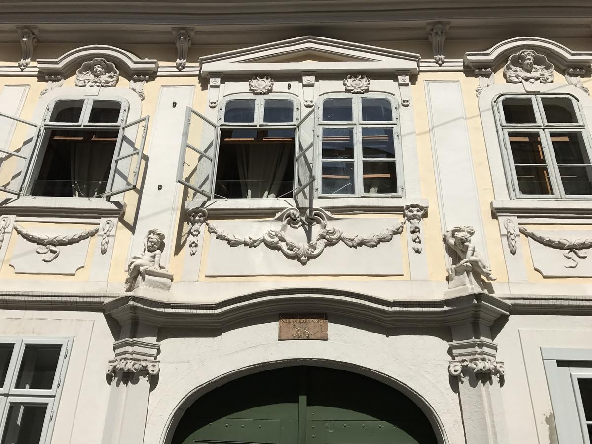 Hostel Boutique Zum Goldenen Kegel Vienna