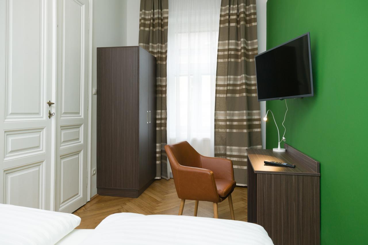Apartamento Castellez 1020 *