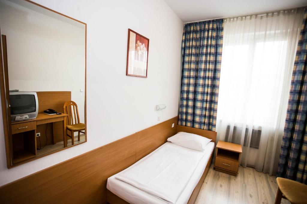 Hotel Geblergasse 3*