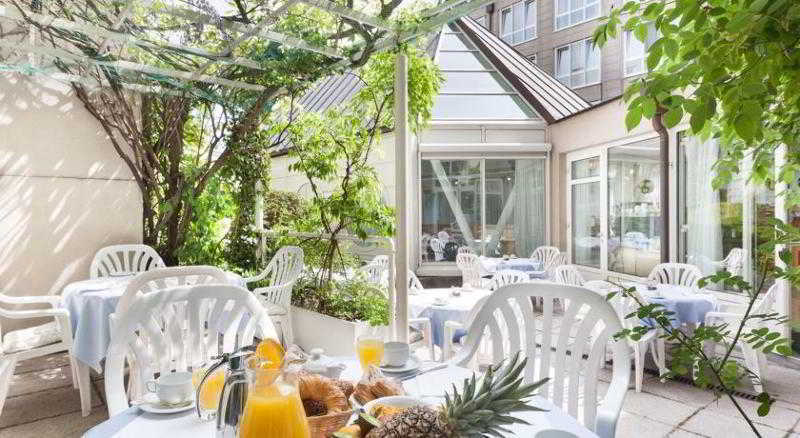 Living Kaiser Franz Joseph Aparthotel 4*