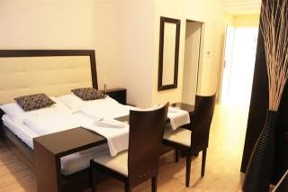 A Und A Guest house