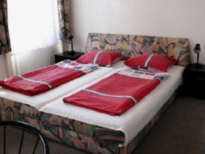 Riess - Self Check-in 3*