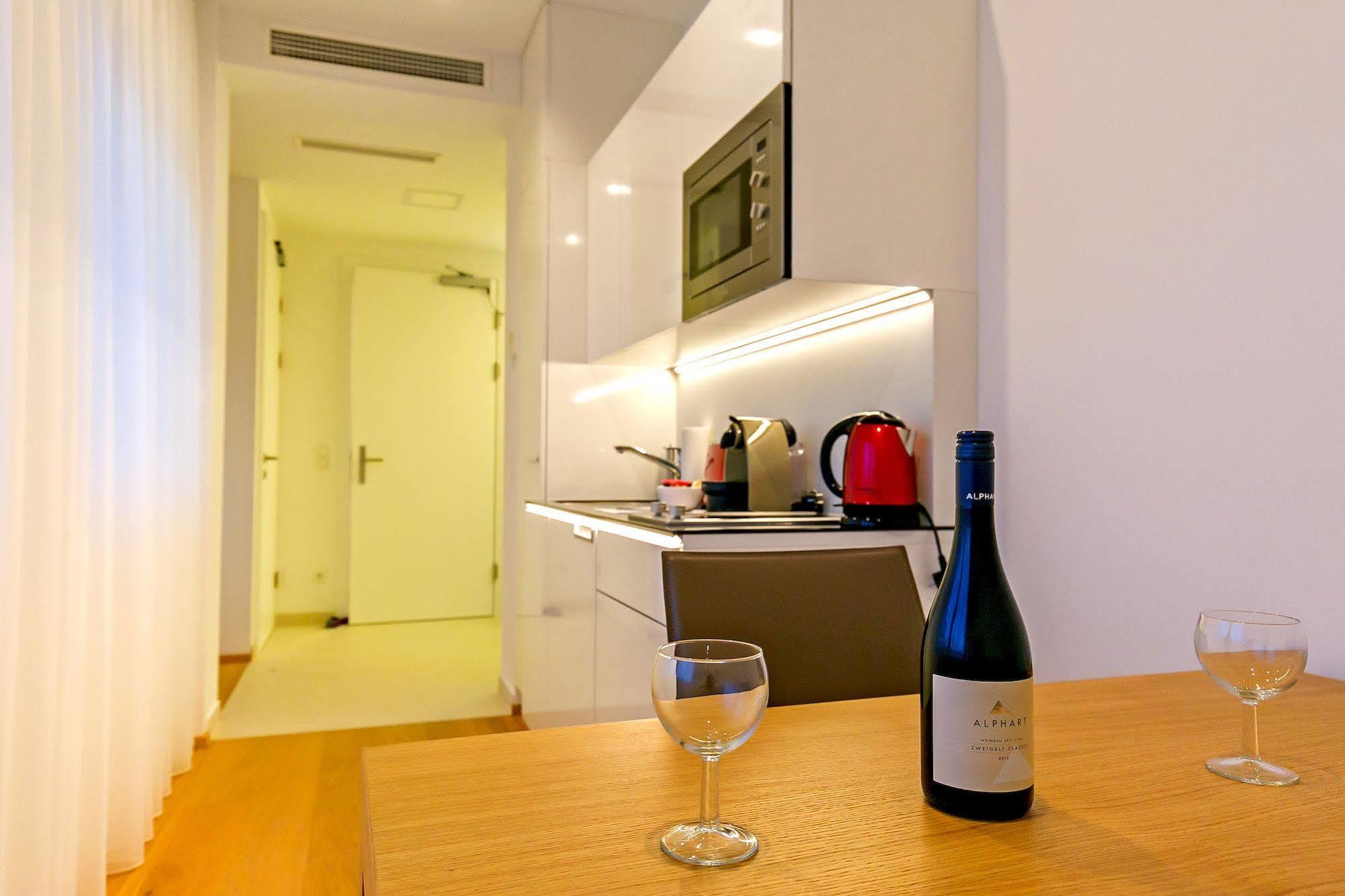 Getreidemarkt 10 Serviced Vienna