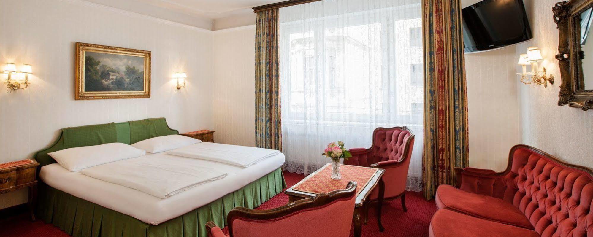 Suzanne 3* Vienna